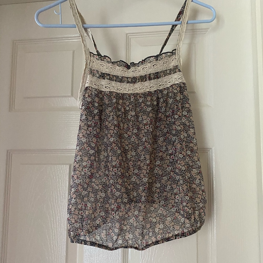 AE Sheer tanktop